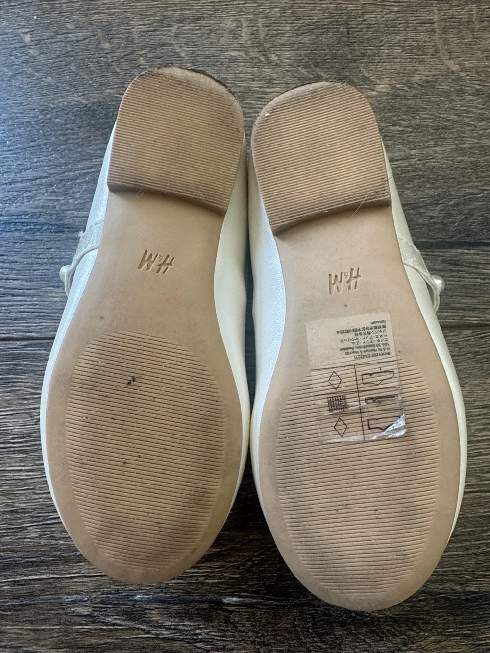 H&M Girls Cream Pearl-Accent Mary Jane Dress Shoes